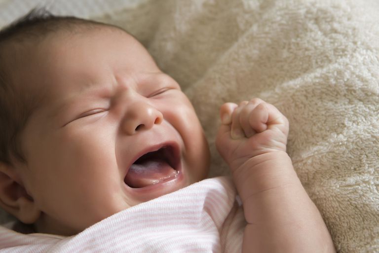 Kalau Dah Bagi Susu, Tukar Lampin Bayi Tetap Meragam, Cuba Pastikan 3 Cara Ini Mama Buat